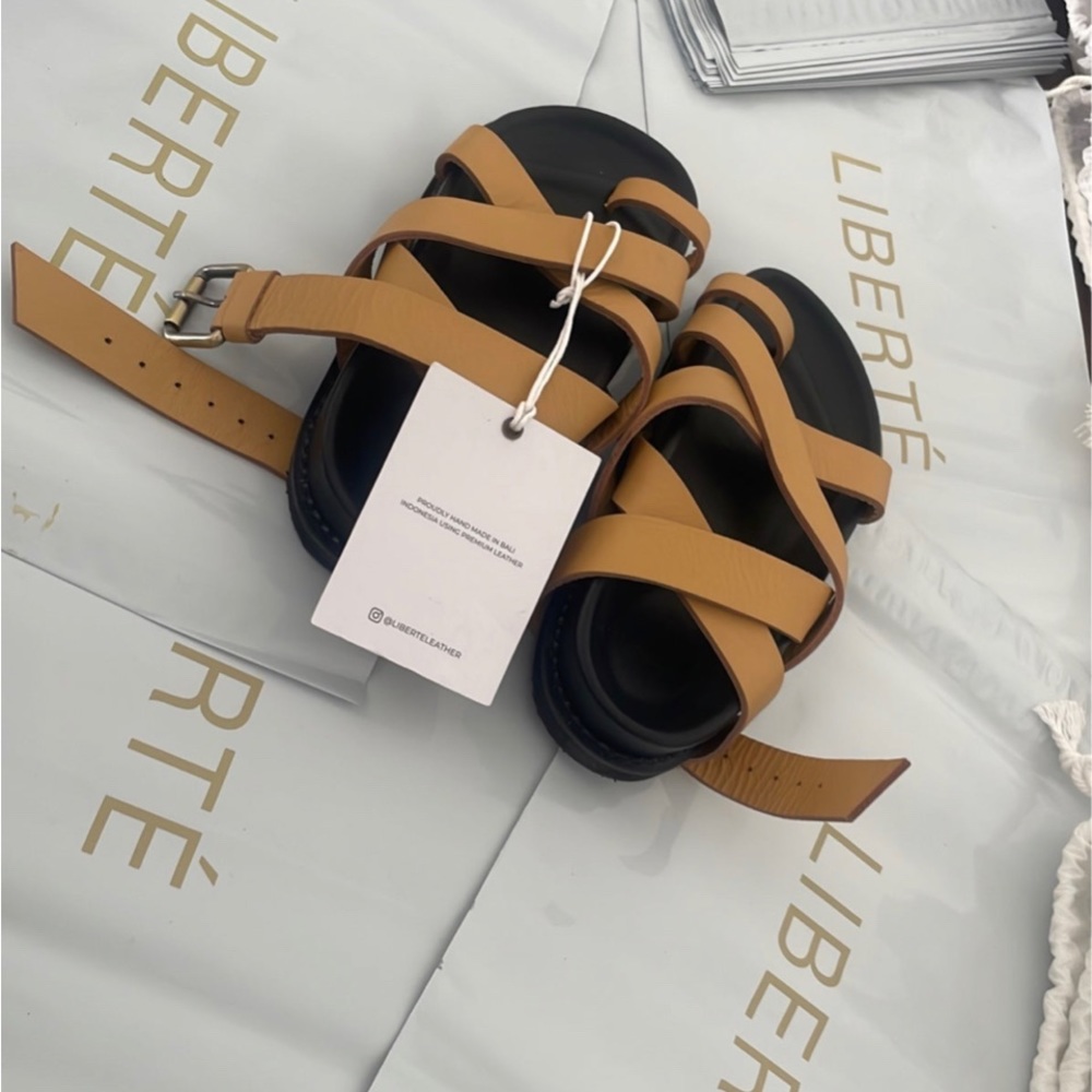 Liberte Leather Bronte Sandals - Picture 4 of 7
